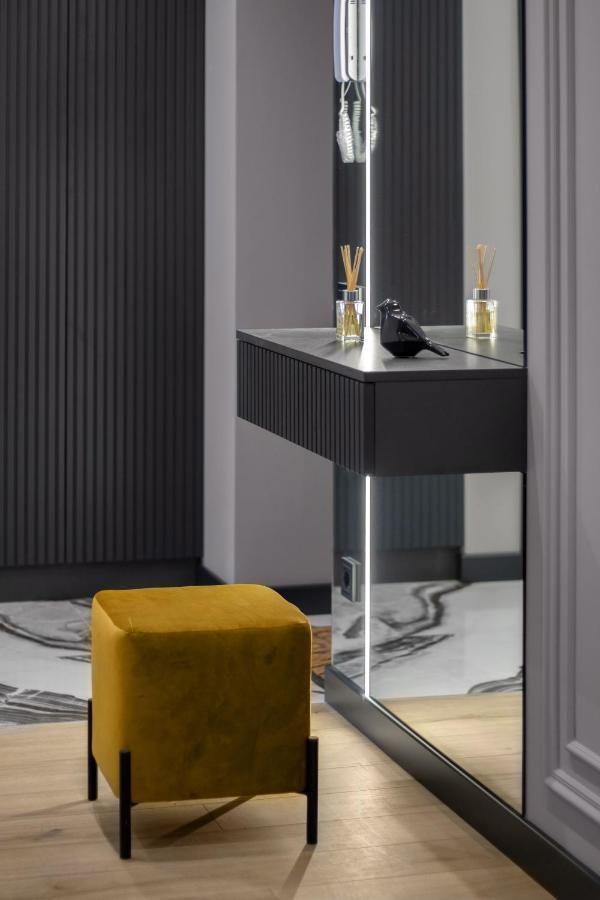 Royal 2 Apartments On Shevchenka 38 Str إلفيف المظهر الخارجي الصورة