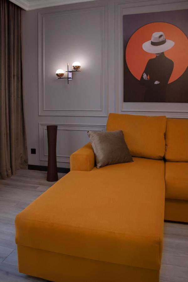 Royal 2 Apartments On Shevchenka 38 Str إلفيف المظهر الخارجي الصورة