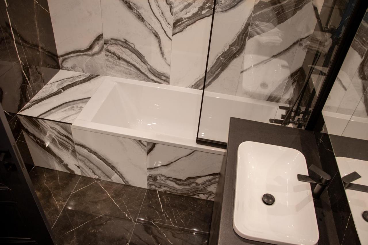 Royal 2 Apartments On Shevchenka 38 Str إلفيف المظهر الخارجي الصورة