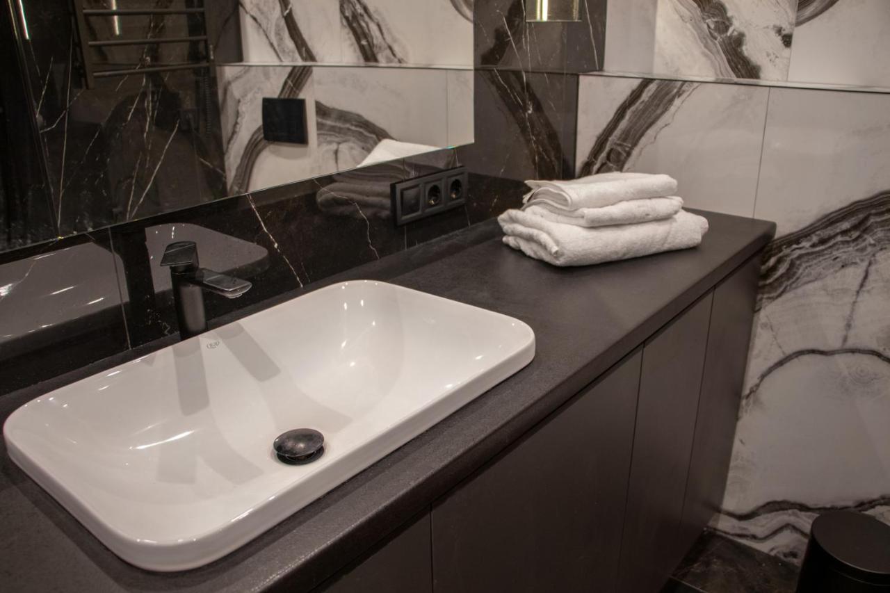 Royal 2 Apartments On Shevchenka 38 Str إلفيف المظهر الخارجي الصورة