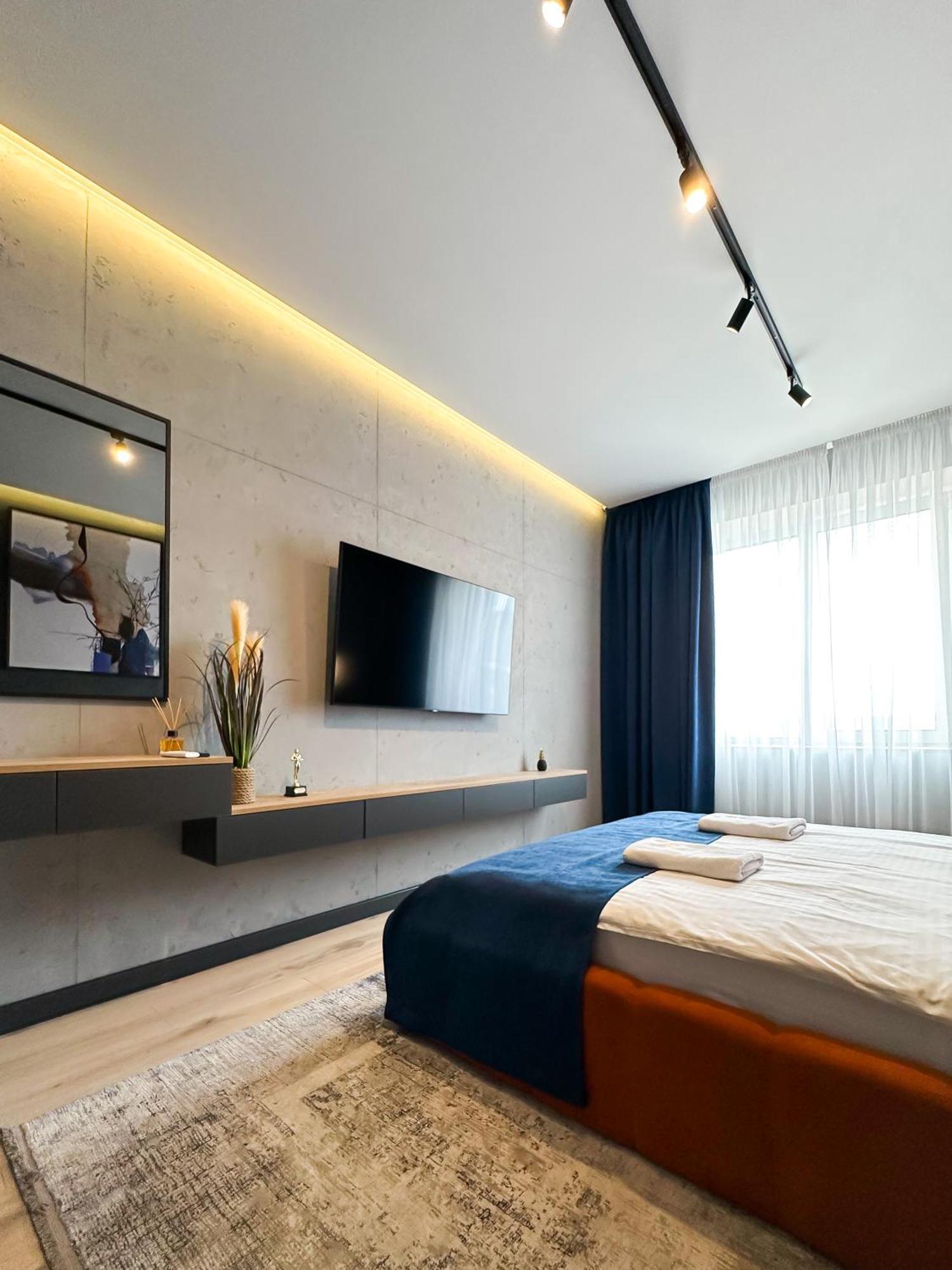 Royal 2 Apartments On Shevchenka 38 Str إلفيف المظهر الخارجي الصورة