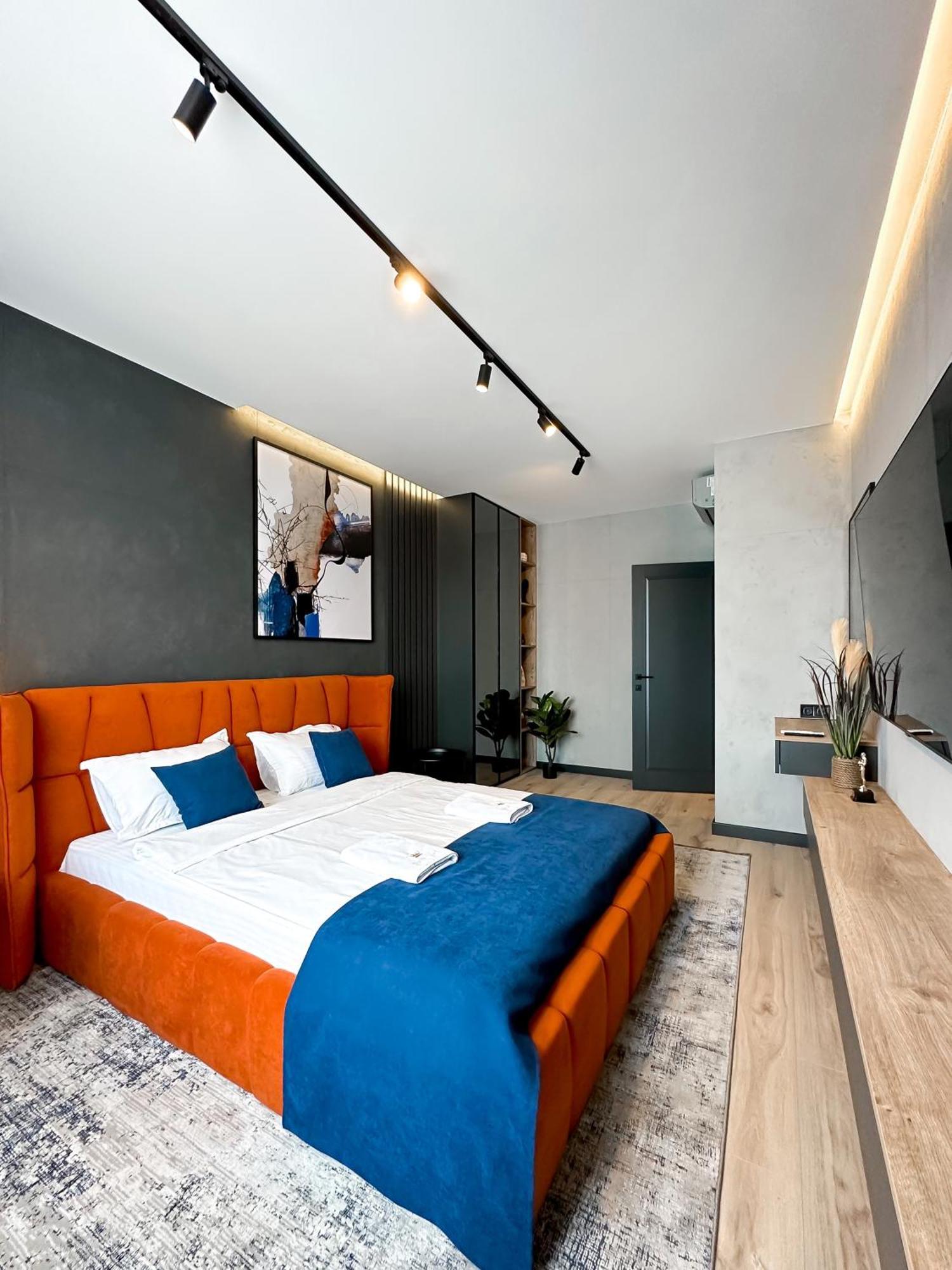 Royal 2 Apartments On Shevchenka 38 Str إلفيف المظهر الخارجي الصورة