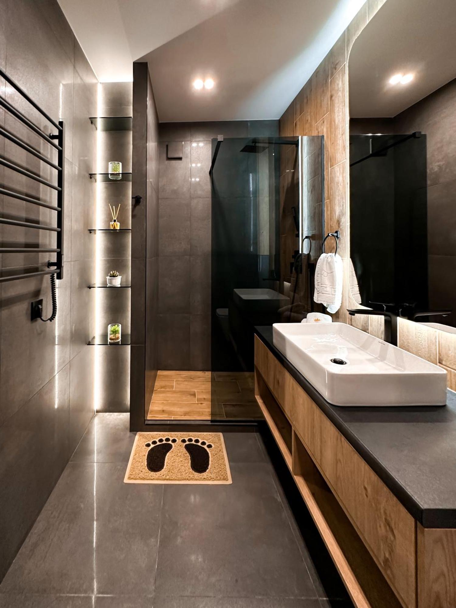 Royal 2 Apartments On Shevchenka 38 Str إلفيف المظهر الخارجي الصورة